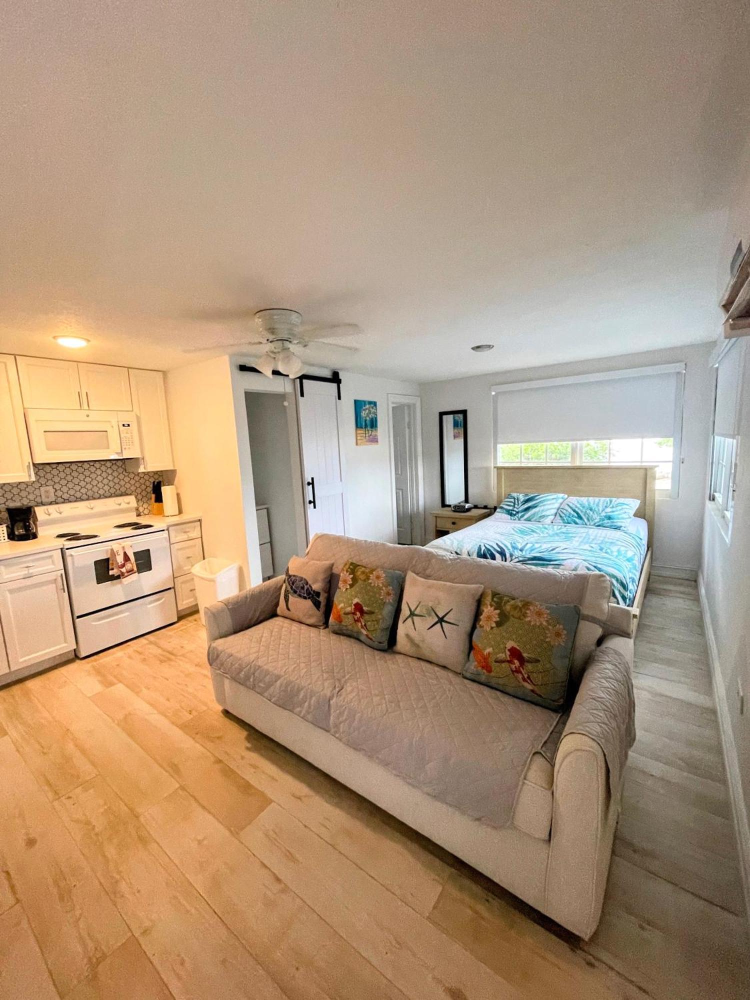 Studio with Sea View